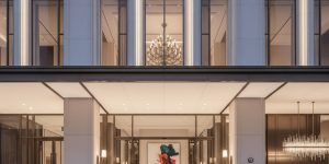 ホテルのエントランス